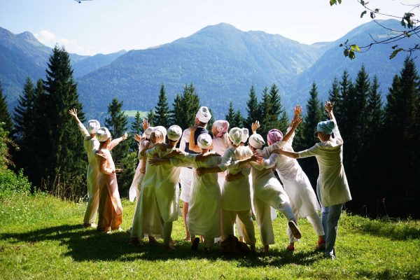 group_looking_at_the_mountains-transformed group_looking_at_the_mountains-transformed